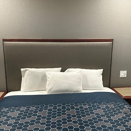 Royal Motel Трейси Экстерьер фото