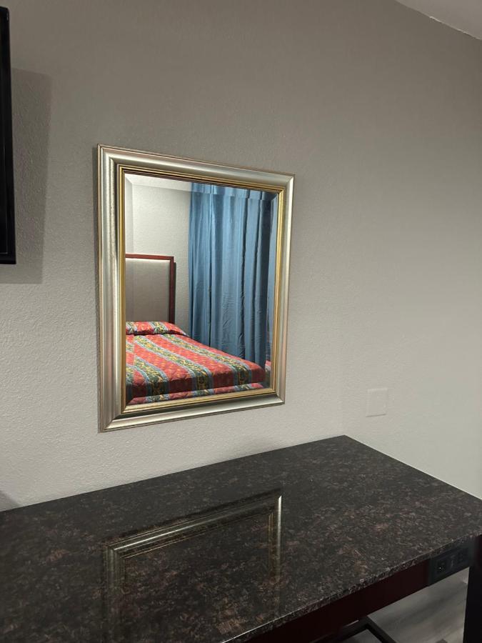 Royal Motel Трейси Экстерьер фото